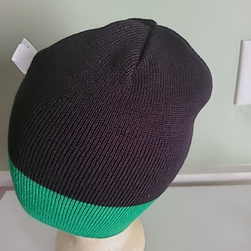 Color Block Beanie - Picture 8 of 11